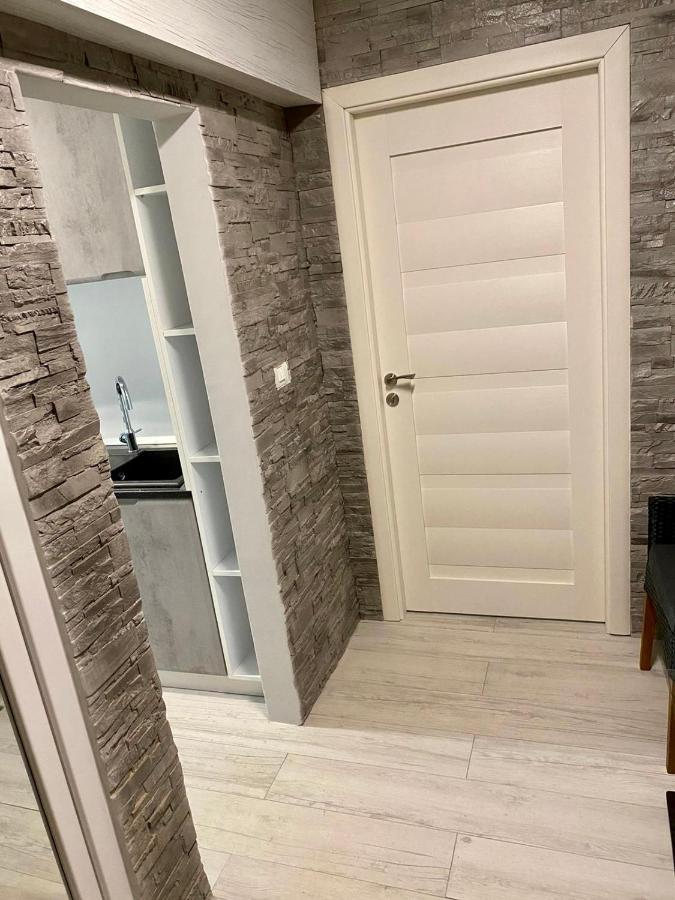 Apartament Catalin 1 Арад Экстерьер фото